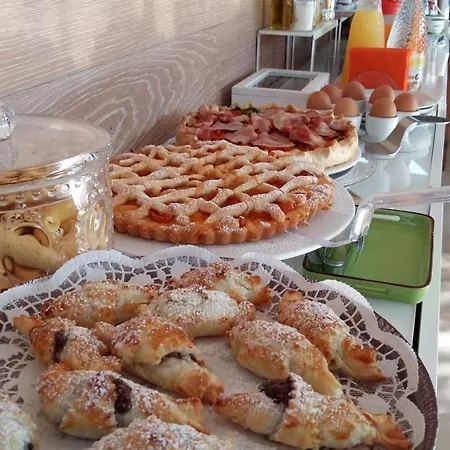 La Casa Di Linda Nocleg ze śniadaniem 4*