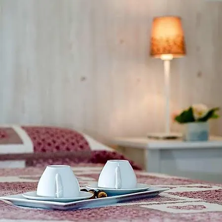 La Casa Di Linda Bed and Breakfast